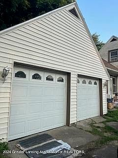 2nd image of 1400 Roseneath Ave