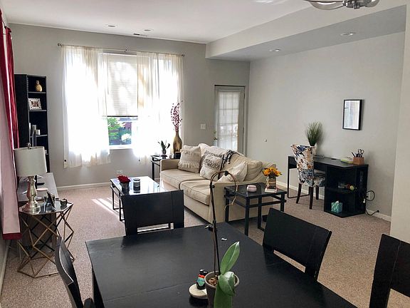 2nd image of 2541 N Wayne Ave #2