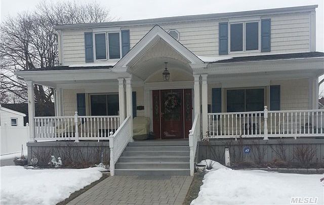 1st image of 153 Connecticut Ave