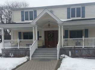 153 Connecticut Ave, Massapequa, NY 11758
