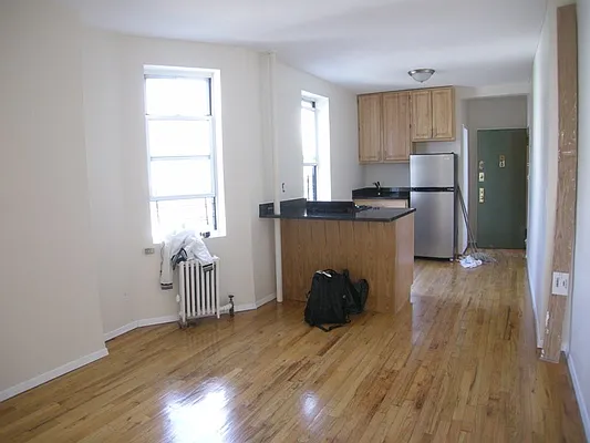 Rented by Vickers Realty | media 4