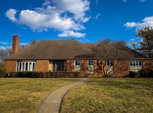 2433 Brookwood Rd, Columbus, OH 43209