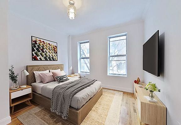 4th image of 15A W 64th St #5B