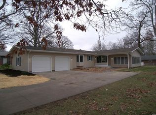 617 W Crystal Flash Rd, North Webster, IN 46555