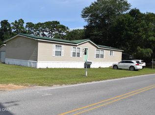 287 Black Creek Lodge Rd, Freeport, FL 32439