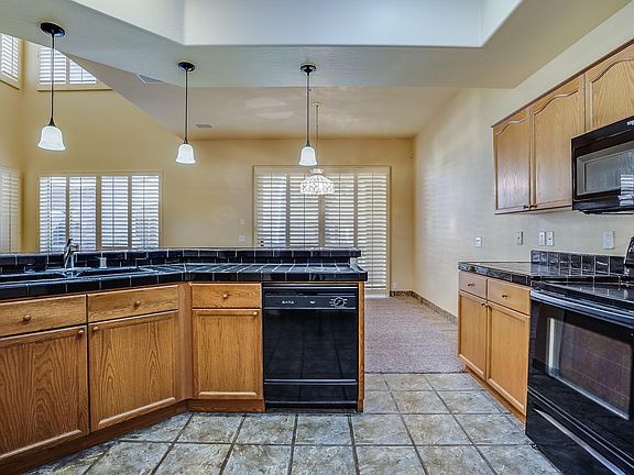 5th image of 3800 S Cantabria Cir Unit 1115