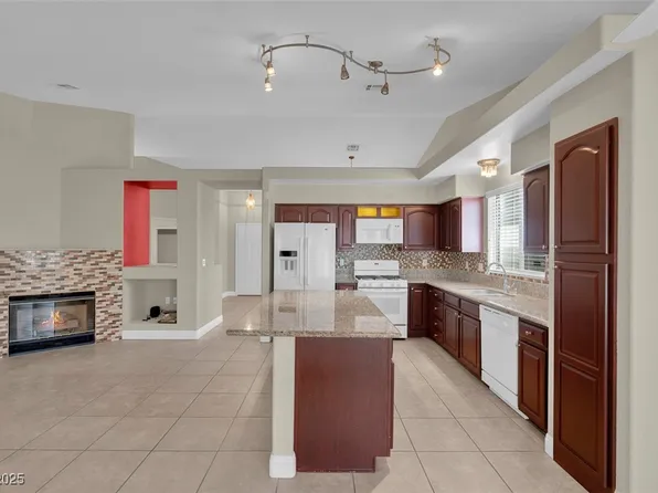 8217 Ashkum Ave, Las Vegas, NV 89149