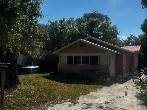 3750 Pearl St, Fort Myers, FL 33916