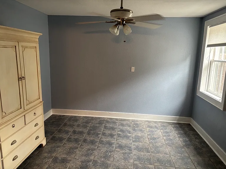 217 S Murat St #B — Photo 13