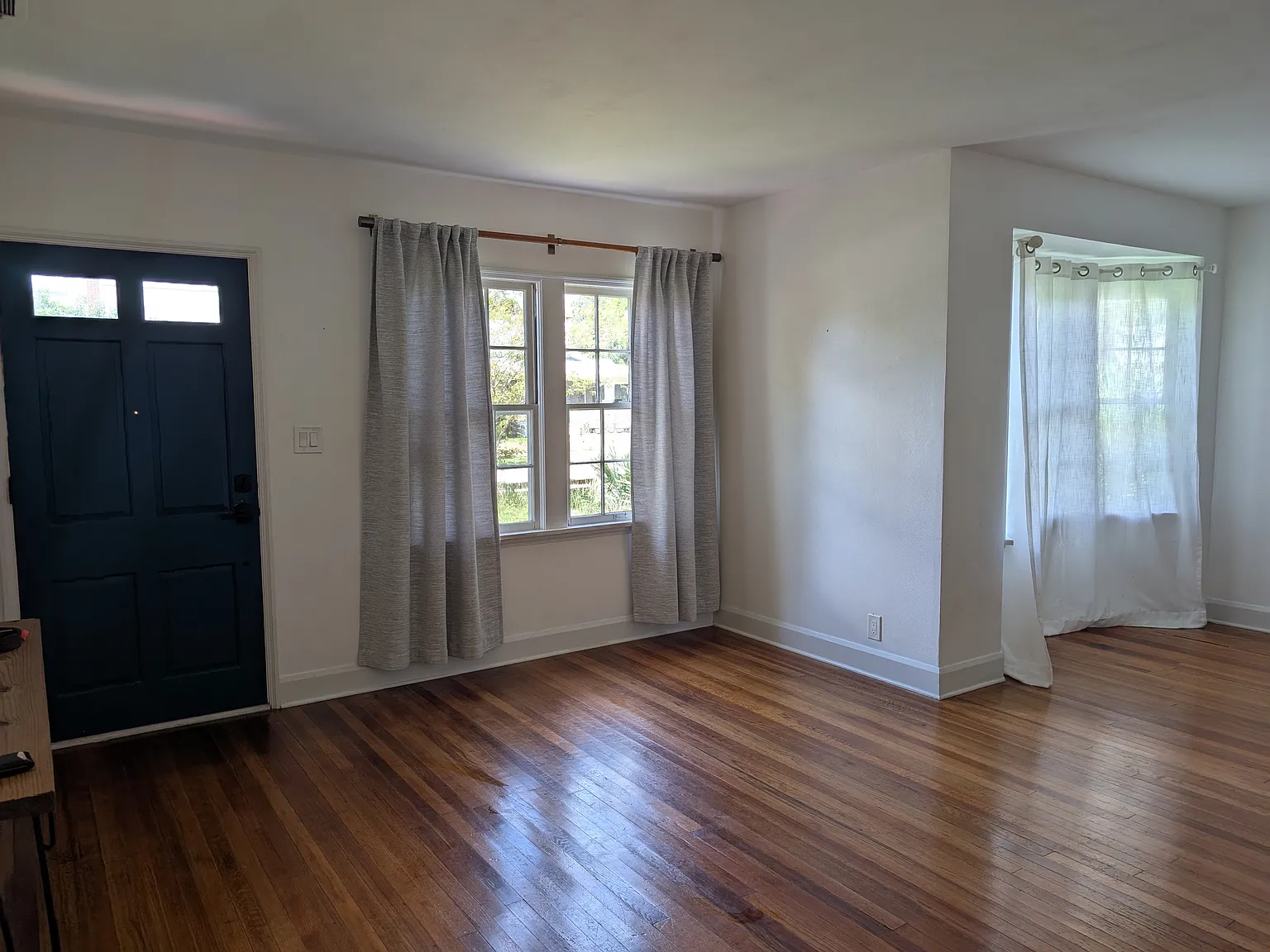 2 bed, 952 sqft, $2,495 — Photo 2