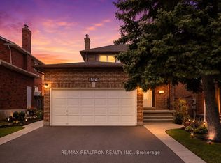 4379 Radisson Cres, Mississauga, ON L5M 4C4
