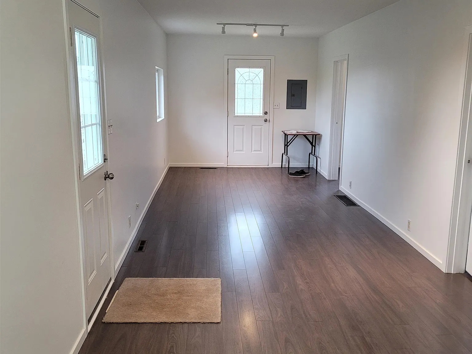 2 bed, 1000 sqft, $2,600 — Photo 2