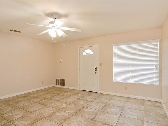5th image of 1827 Arizona Ave