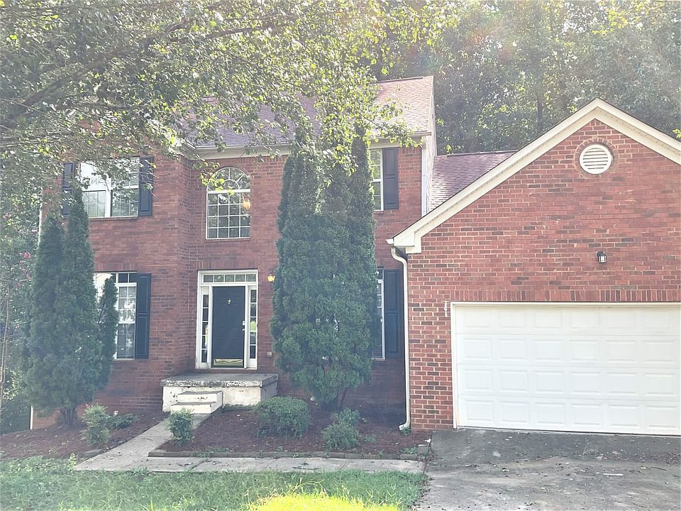 1st image of 826 Shadow Lakes Dr