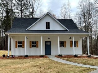 181 Meadowbrook Ln, Carrollton, GA 30117