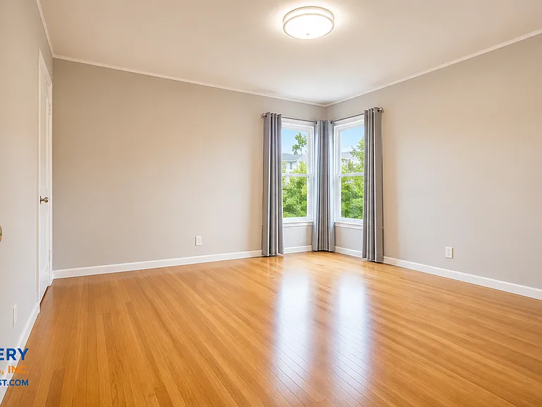 24 Sylvan Way — Photo 20