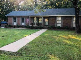 212 Seville Ln, Rainbow City, AL 35906
