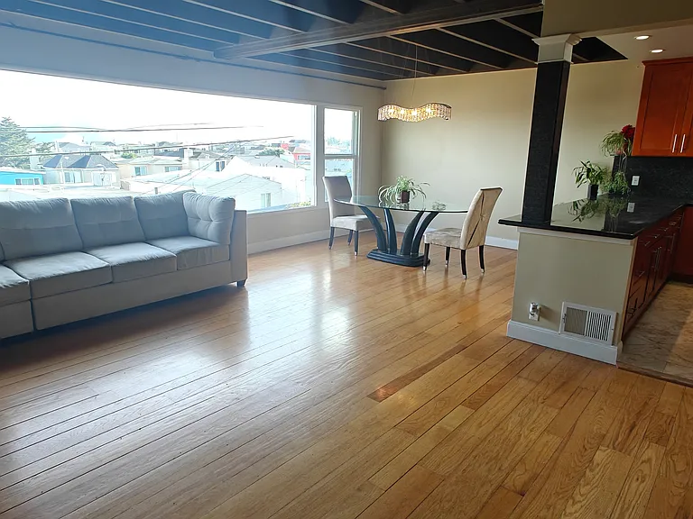 35 Avalon Dr — Photo 5