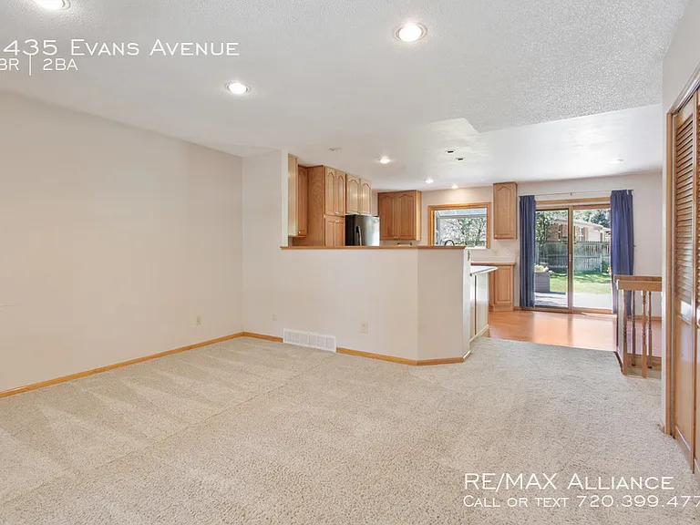 2435 Evans Ave — Photo 3