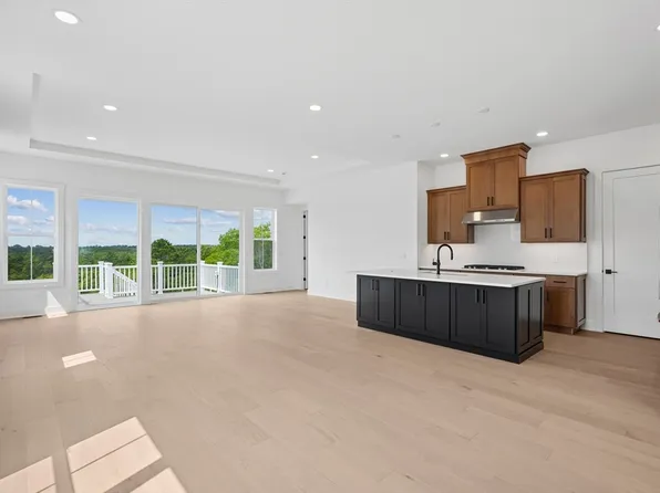 15 Broadleaf #6, Plymouth, MA 02360