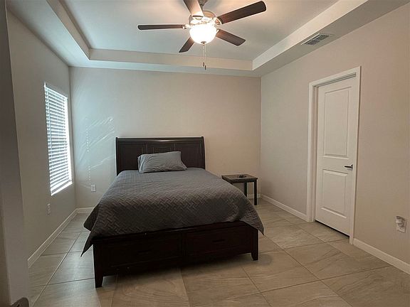 3rd image of 10902 International Blvd #137