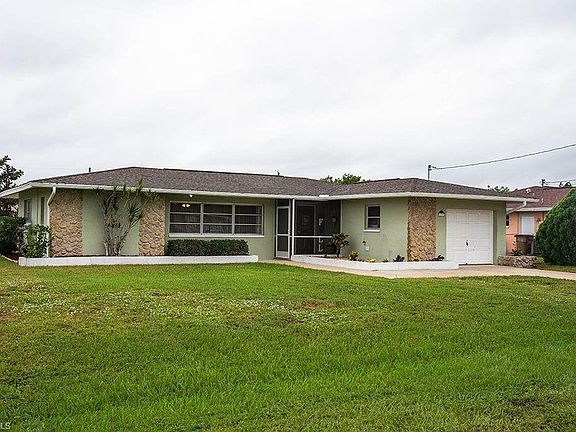 5th image of 1007 SE 13th Pl