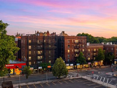 7234 Austin Street #B2, Forest Hills, NY, 11375