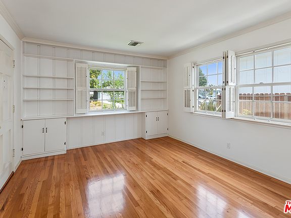5th image of 3615 Meier St