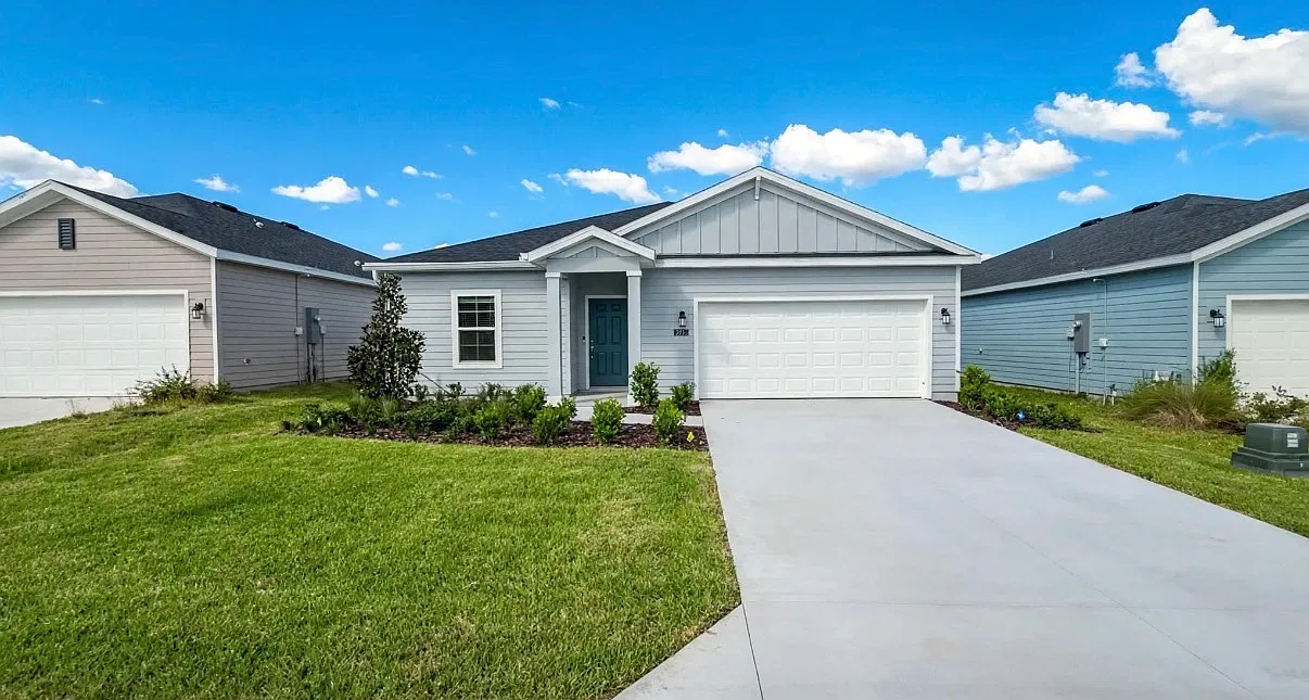 4 bed, 2100 sqft, $2,350 — Photo 1