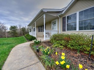 1300 Hill Top Rd, Liverpool, PA 17045