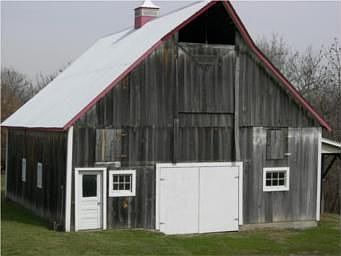 ANTIQUE 30X40 BARN