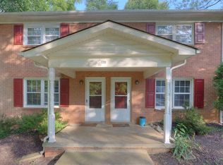1709 Cedar Hill Rd #B, Charlottesville, VA 22901