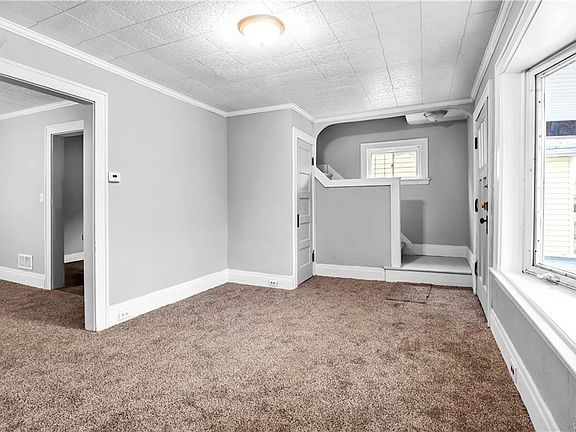 3rd image of 403 Olympic Ave