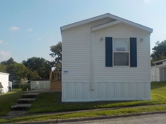 2nd image of 7317 Miami Ave