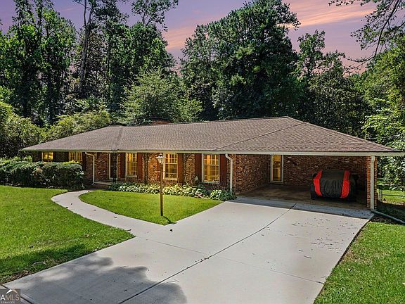 2nd image of 4151 Durham Cir