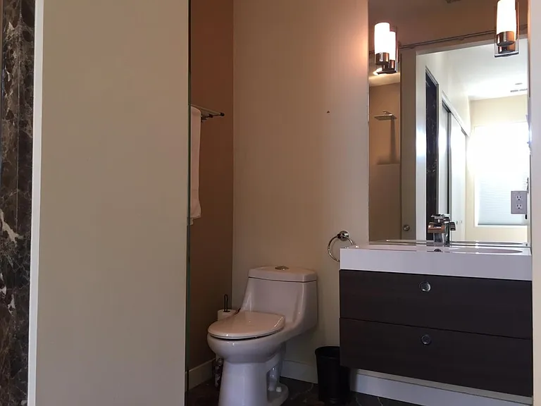Bathroom1
