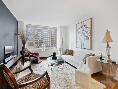 635 W 42nd St APT 19L, New York, NY, 10036
