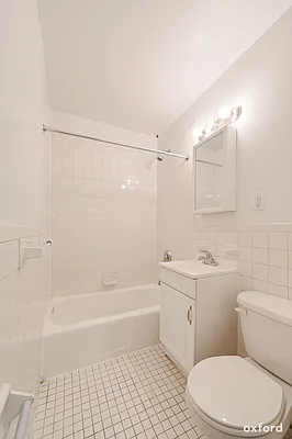 Rented by Oxford Property Group | media 4