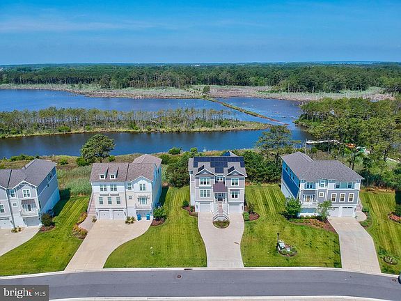 4th image of 38924 Silver Sands Dr N