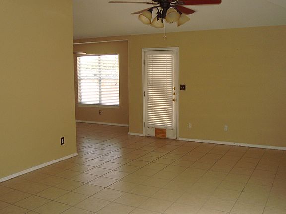 2nd image of 4998 Round Rock Dr