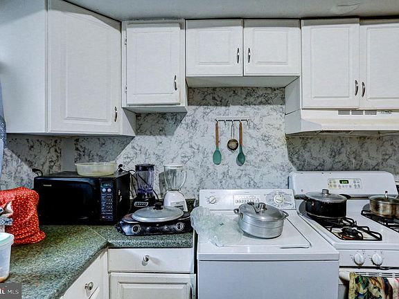 3rd image of 5036 N 16th St