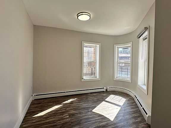 3rd image of 6 Tonnelle Ave #11E
