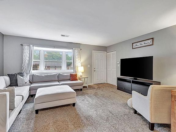 5th image of 9637 Kosta Dr