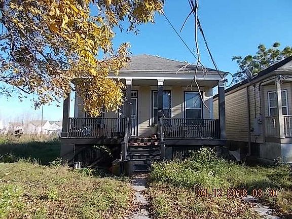 2nd image of 2321 Delery St