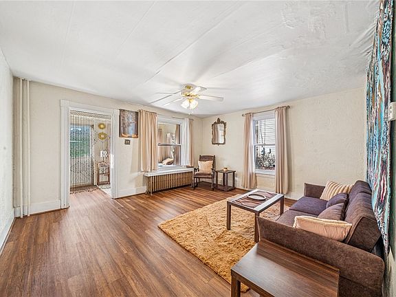 3rd image of 311 Madison Ave