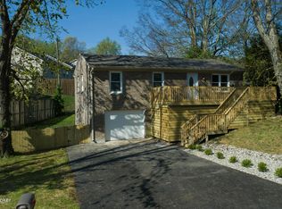 409 N 4th Ave, La Grange, KY 40031