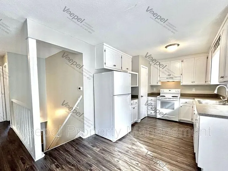 10109-10115 E 67th St — Photo 11