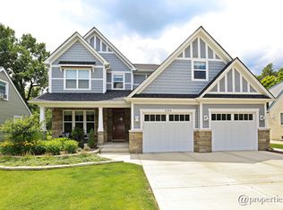 286 E Crescent Ave, Elmhurst, IL 60126