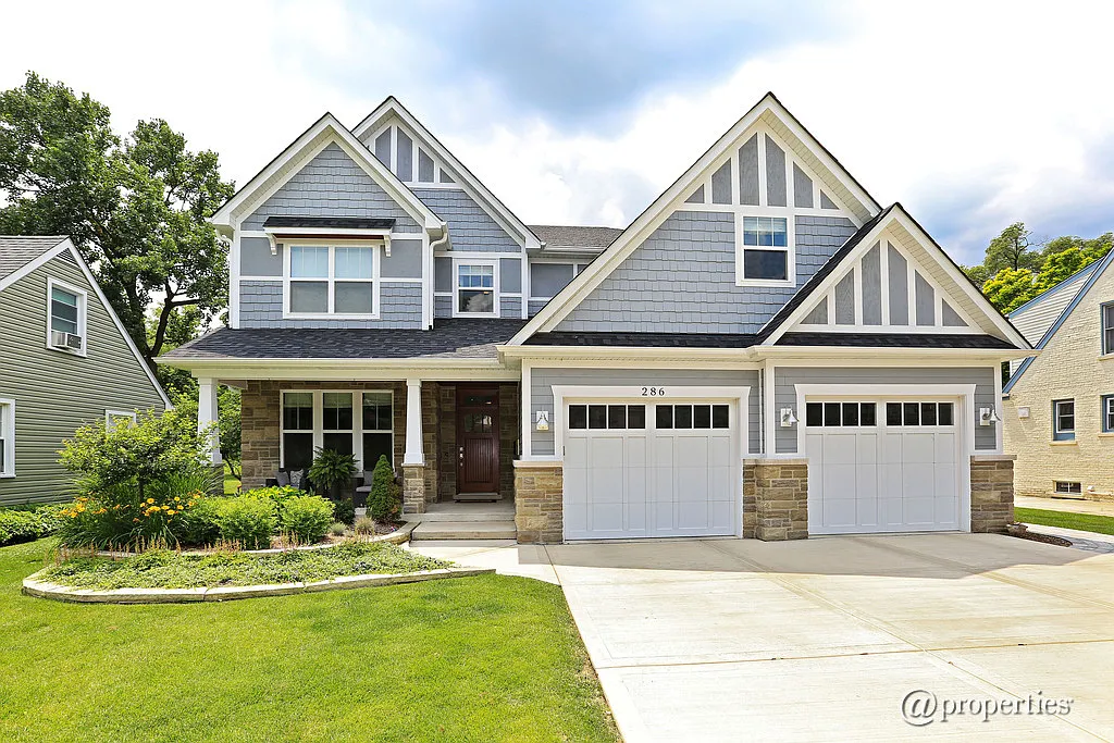 286 E Crescent Ave photo 1
