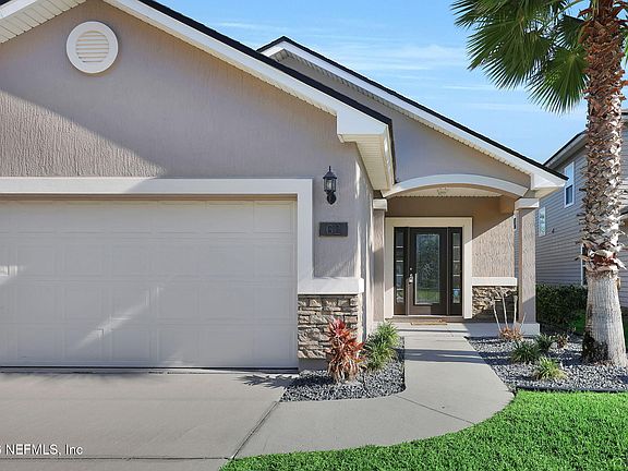 5th image of 62 FERNBROOK Drive